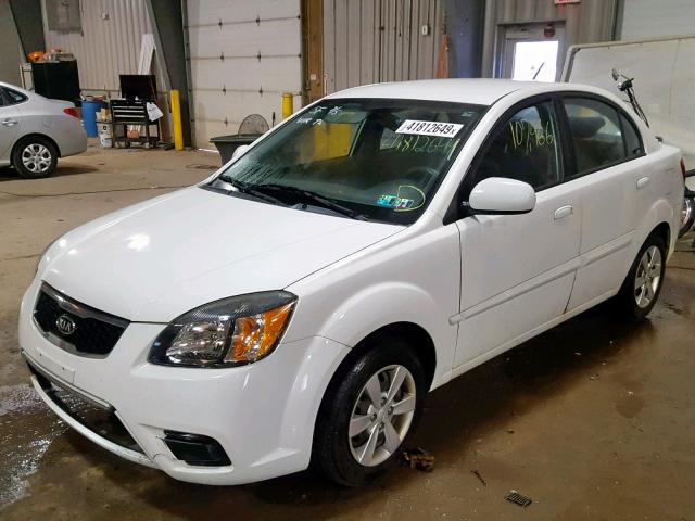 KNADH4A34A6683200 - 2010 KIA RIO LX WHITE photo 2