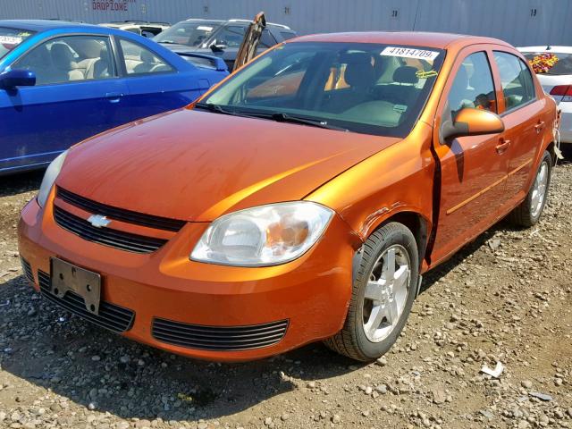 1G1AL55F367621067 - 2006 CHEVROLET COBALT LT ORANGE photo 2