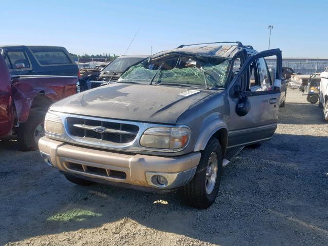 1FMDU74E6YZB14026 - 2000 FORD EXPLORER E GOLD photo 2