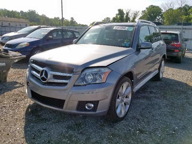 WDCGG8HB1AF409793 - 2010 MERCEDES-BENZ GLK 350 4M SILVER photo 2