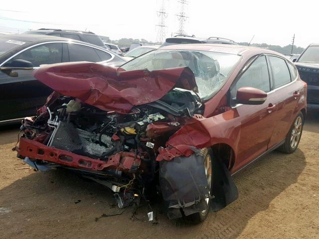 1FADP3N27DL383857 - 2013 FORD FOCUS TITA RED photo 2