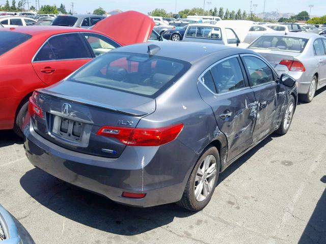 19VDE3F76DE300009 - 2013 ACURA ILX HYBRID SILVER photo 4