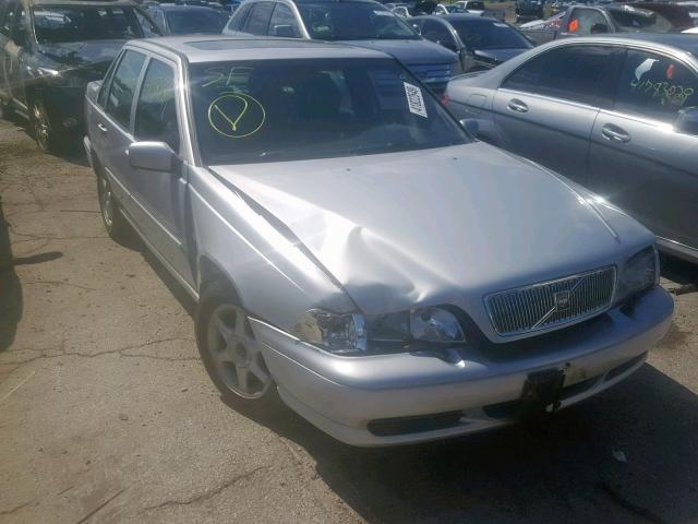 YV1LS5578W2515135 - 1998 VOLVO S70 SILVER photo 1