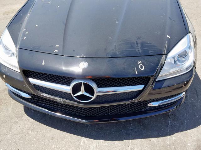 WDDPK3JA6GF124238 - 2016 MERCEDES-BENZ SLK 300 BLACK photo 9