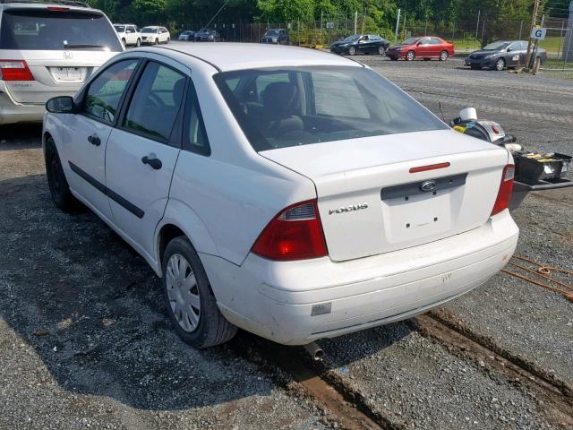 1FAFP34N57W182532 - 2007 FORD FOCUS ZX4 WHITE photo 3