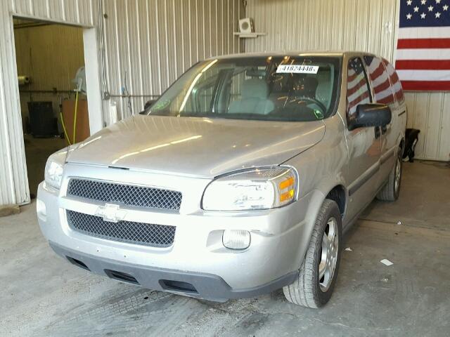 1GNDV231X8D165150 - 2008 CHEVROLET UPLANDER L 银色 照片 2