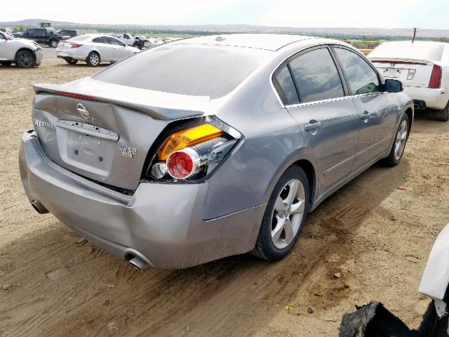 1N4BL21E28N540105 - 2008 NISSAN ALTIMA 3.5 SILVER photo 4