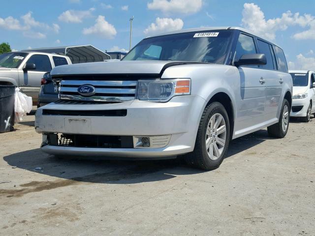 2FMGK5BC5BBD06606 - 2011 FORD FLEX SE SILVER photo 2