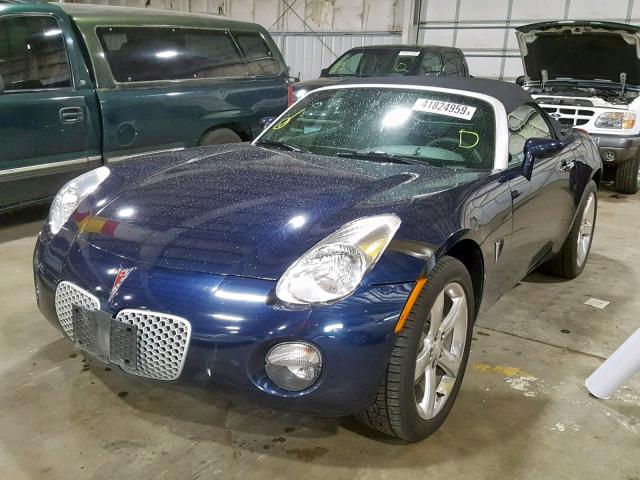 1G2MB33B66Y000156 - 2006 PONTIAC SOLSTICE BLUE photo 2