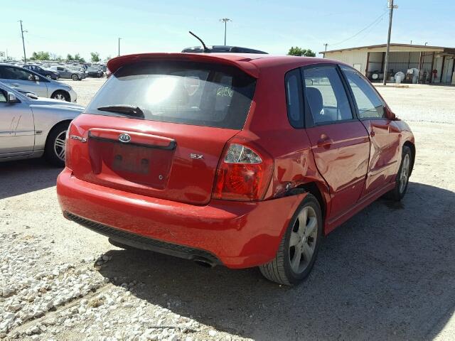 KNAFE162675005787 - 2007 KIA SPECTRA5 S RED photo 4