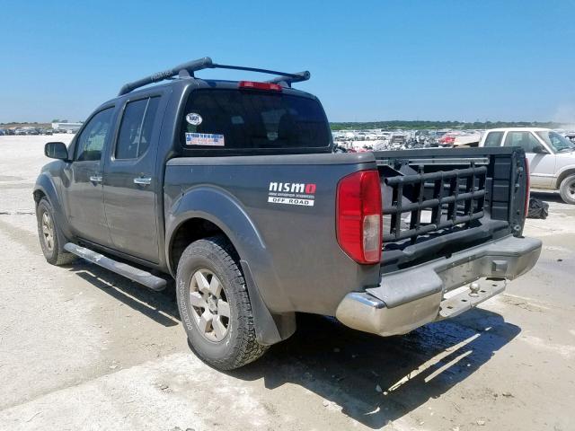 1N6AD07U55C457889 - 2005 NISSAN FRONTIER C GRAY photo 3