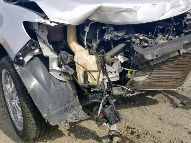 2FMDK4JC8DBB54614 - 2013 FORD EDGE SEL SILVER photo 9