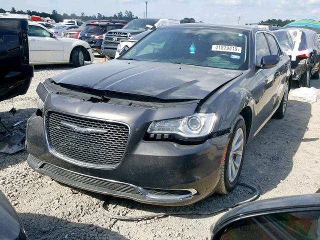 2C3CCAAG8FH930050 - 2015 CHRYSLER 300 LIMITE GRAY photo 2