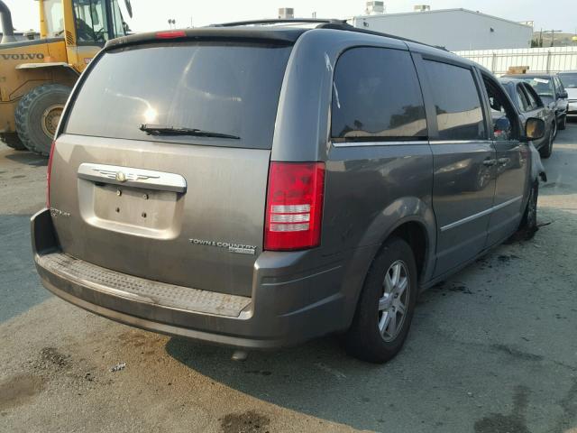 2A4RR5DXXAR329484 - 2010 CHRYSLER TOWN & COU GRAY photo 4