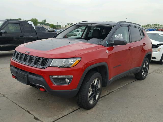 3C4NJDDB8HT657567 - 2017 JEEP COMPASS TR RED photo 2