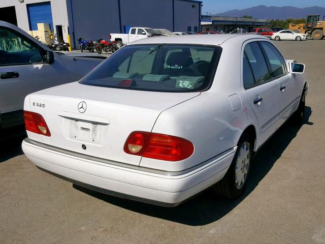 WDBJF65F3WA506586 - 1998 MERCEDES-BENZ E 320 WHITE photo 4