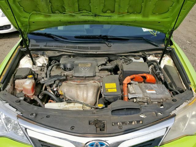 4T1BD1FK2CU020304 - 2012 TOYOTA CAMRY HYBR GREEN photo 7