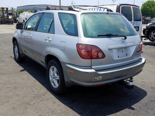 JT6HF10U7X0093434 - 1999 LEXUS RX 300 SILVER photo 3