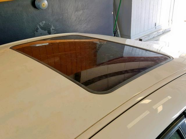 2G2WP552381135409 - 2008 PONTIAC GRAND PRIX WHITE photo 9