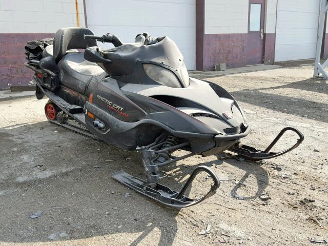 4UF04SNW24T132476 - 2004 ARCT SNOWMOBILE BLACK photo 1