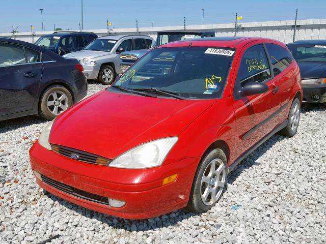 3FAFP31352R114777 - 2002 FORD FOCUS ZX3 RED photo 2