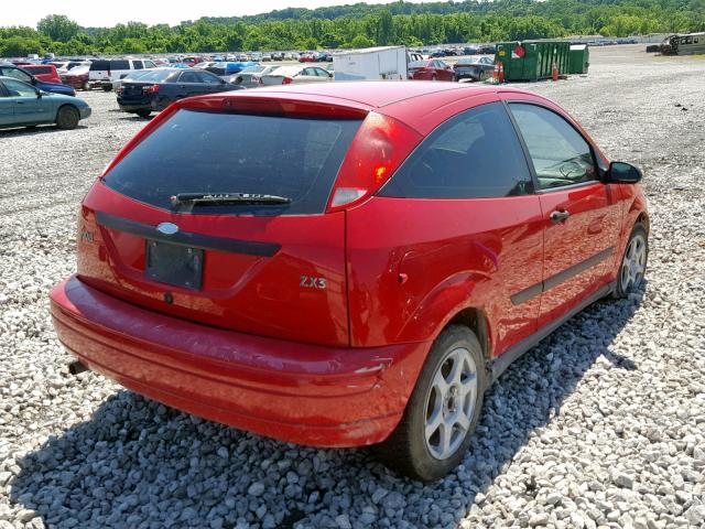 3FAFP31352R114777 - 2002 FORD FOCUS ZX3 RED photo 4