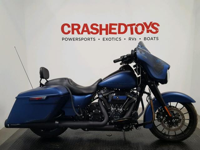 1HD1KYC14JB633395 - 2018 HARLEY-DAVIDSON FLHXS 115T BLUE photo 1