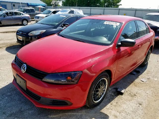 3VW2K7AJ6DM451789 - 2013 VOLKSWAGEN JETTA BASE RED photo 2