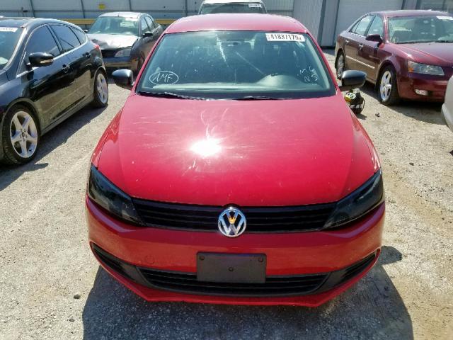 3VW2K7AJ6DM451789 - 2013 VOLKSWAGEN JETTA BASE RED photo 9