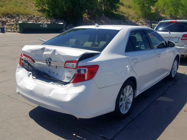 4T1BD1FK9CU012667 - 2012 TOYOTA CAMRY HYBR WHITE photo 4