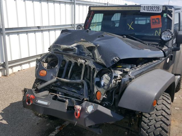 1J4FA24108L615626 - 2008 JEEP WRANGLER X BLACK photo 9