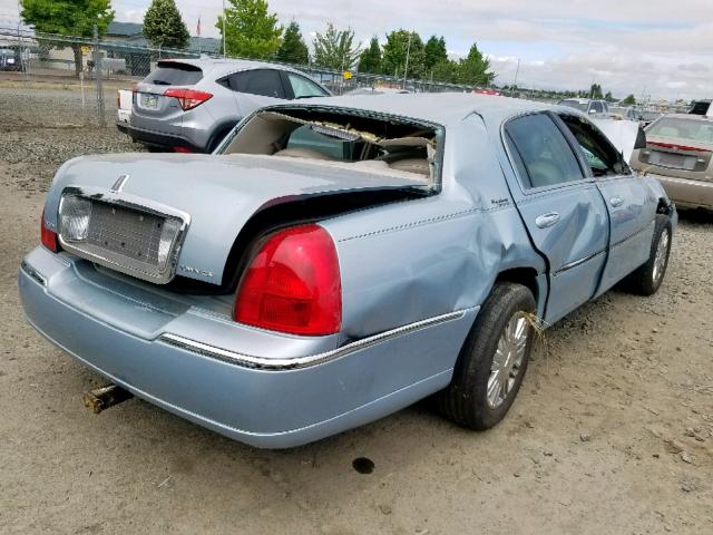 2LNHM82W28X663358 - 2008 LINCOLN TOWN CAR S BLUE photo 4