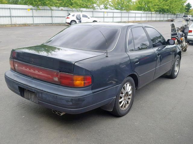 4T1GK13E3RU012070 - 1994 TOYOTA CAMRY XLE BLACK photo 4