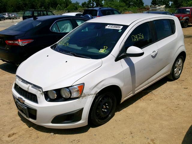 1G1JA6SH7C4162656 - 2012 CHEVROLET SONIC LS WHITE photo 2