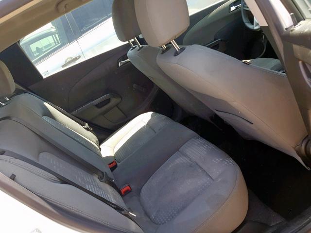 1G1JA6SH7C4162656 - 2012 CHEVROLET SONIC LS WHITE photo 6