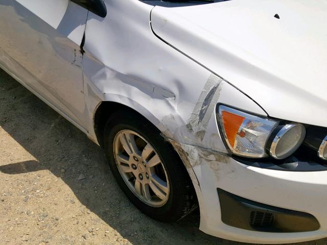 1G1JA6SH7C4162656 - 2012 CHEVROLET SONIC LS WHITE photo 9