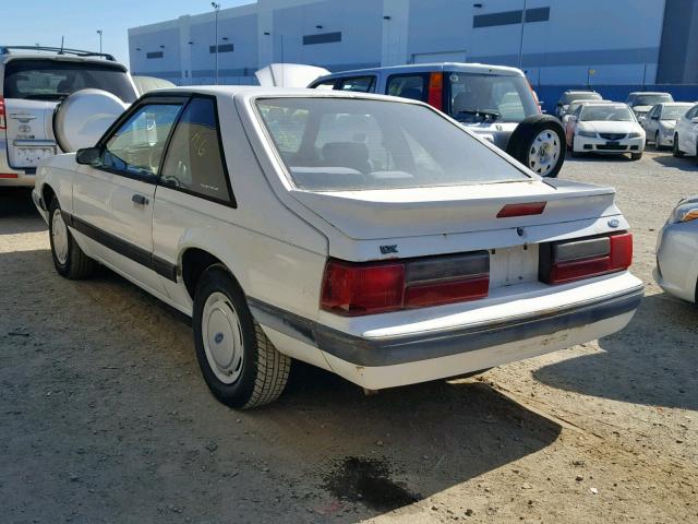 1FABP41A5JF282255 - 1988 FORD MUSTANG LX WHITE photo 3