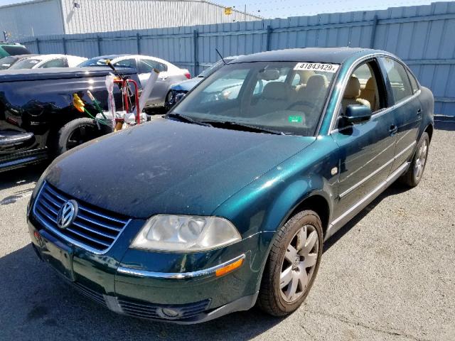 WVWTH63B82P065405 - 2002 VOLKSWAGEN PASSAT GLX GREEN photo 2