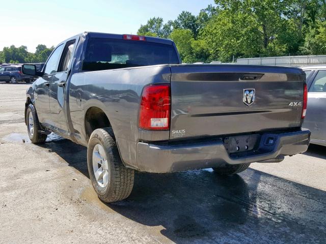 1C6RR7FG1KS502265 - 2019 RAM 1500 CLASS GRAY photo 3