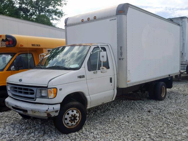 1FDXE45S31HA10473 - 2001 FORD E450 WHITE photo 2