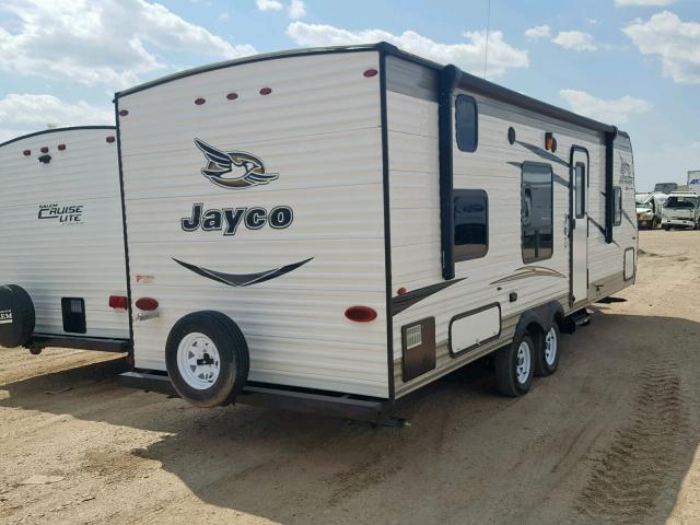 1UJBJ0BNXH17V0834 - 2017 JAYCO JAYFLIGHT  WHITE photo 4