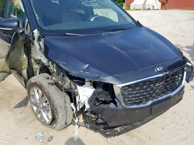 KNDMB5C16K6510821 - 2019 KIA SEDONA LX GRAY photo 9