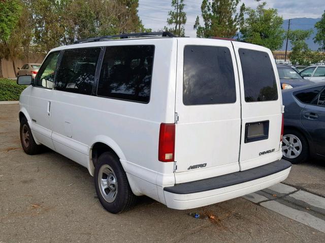 1GNDM19W5YB153340 - 2000 CHEVROLET ASTRO WHITE photo 3