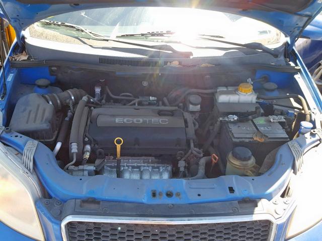 KL1TD66E79B307259 - 2009 CHEVROLET AVEO LS BLUE photo 7