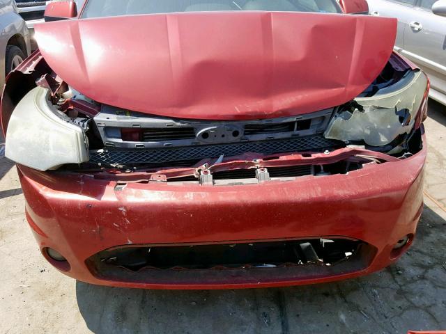 1FAHP33N19W189880 - 2009 FORD FOCUS SES RED photo 9