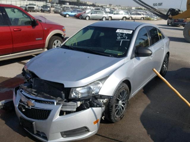 1G1PD5SH2B7187022 - 2011 CHEVROLET CRUZE LS SILVER photo 2