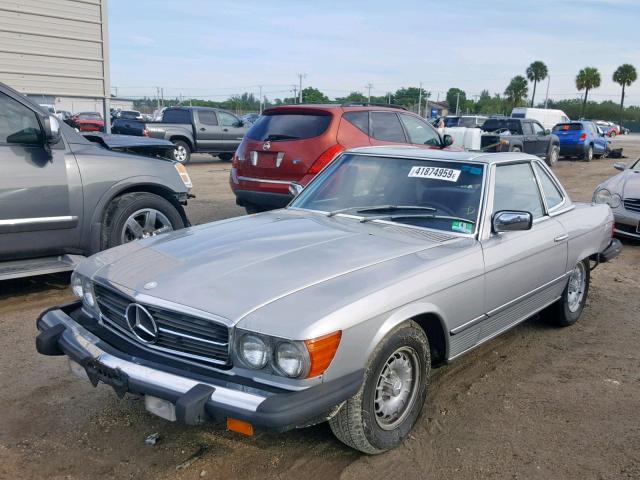 10704412064567 - 1980 MERCEDES-BENZ 400 GRAY photo 2