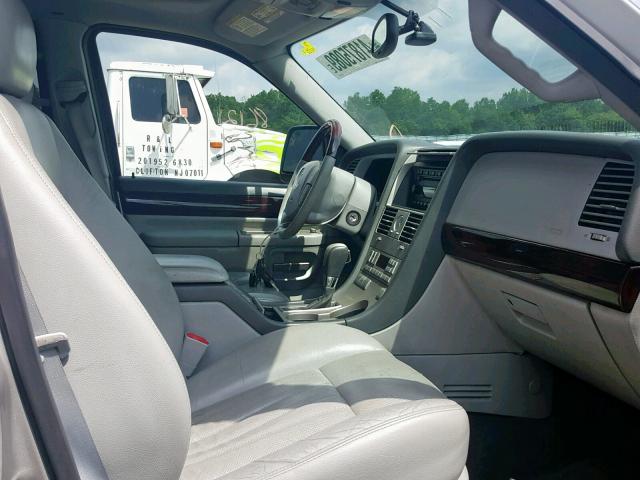 5LMEU88H15ZJ30626 - 2005 LINCOLN AVIATOR Gümüş foto 5