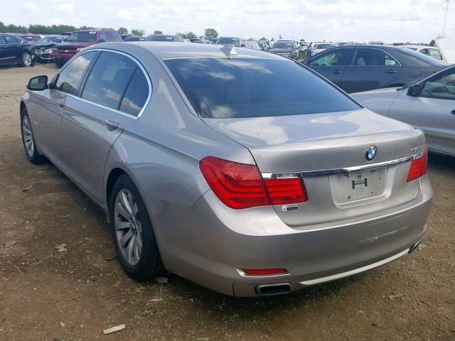 WBAKC8C53BC431548 - 2011 BMW 750 LXI SILVER photo 3