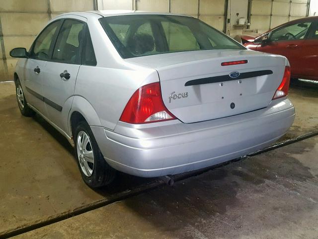 1FAFP33P01W129943 - 2001 FORD FOCUS LX SILVER photo 3